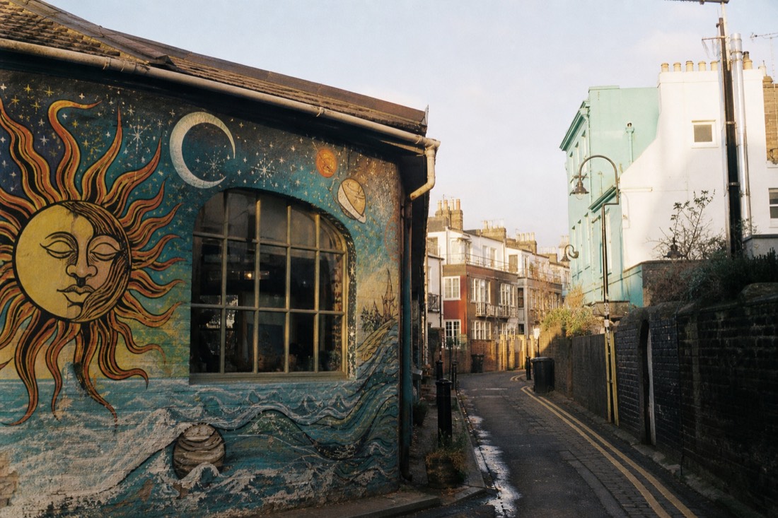 Where is Seven Dials and why go? in Brighton